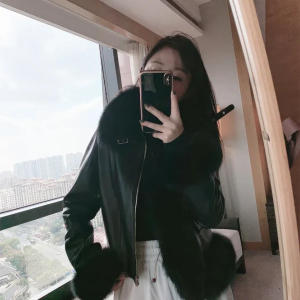 Womenâ€™s Black Genuine Sheepskin Sherpa Shearling Faux Fur Collar Elegant Korean Fashion Slim Fit Winter Warm Leather Jacket