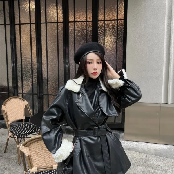 Womenâ€™s Black Genuine Lambskin Sherpa Shearling Faux Fur Collar Warm Casual Oversized Streetwear Leather Trench Coat